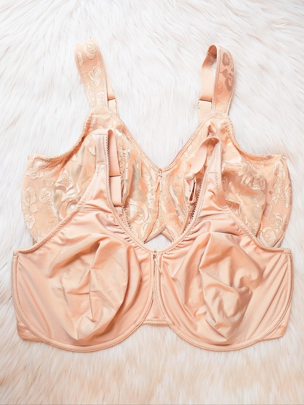 Wacoal Light Nude/ Beige/ Skin Tone Unlined Underwire Bras, 44H (~44 (5D)
